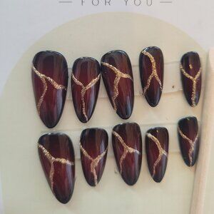 Nail Art press-on nails NWT